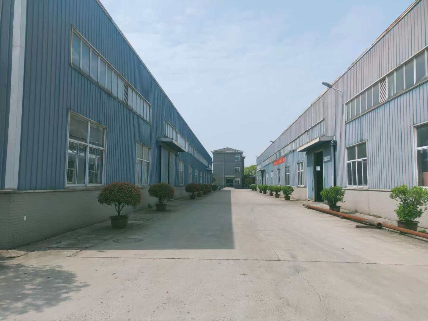 助力企业跑出了扩产“深汕速度”，比亚迪汽车工业园一期项目已投产